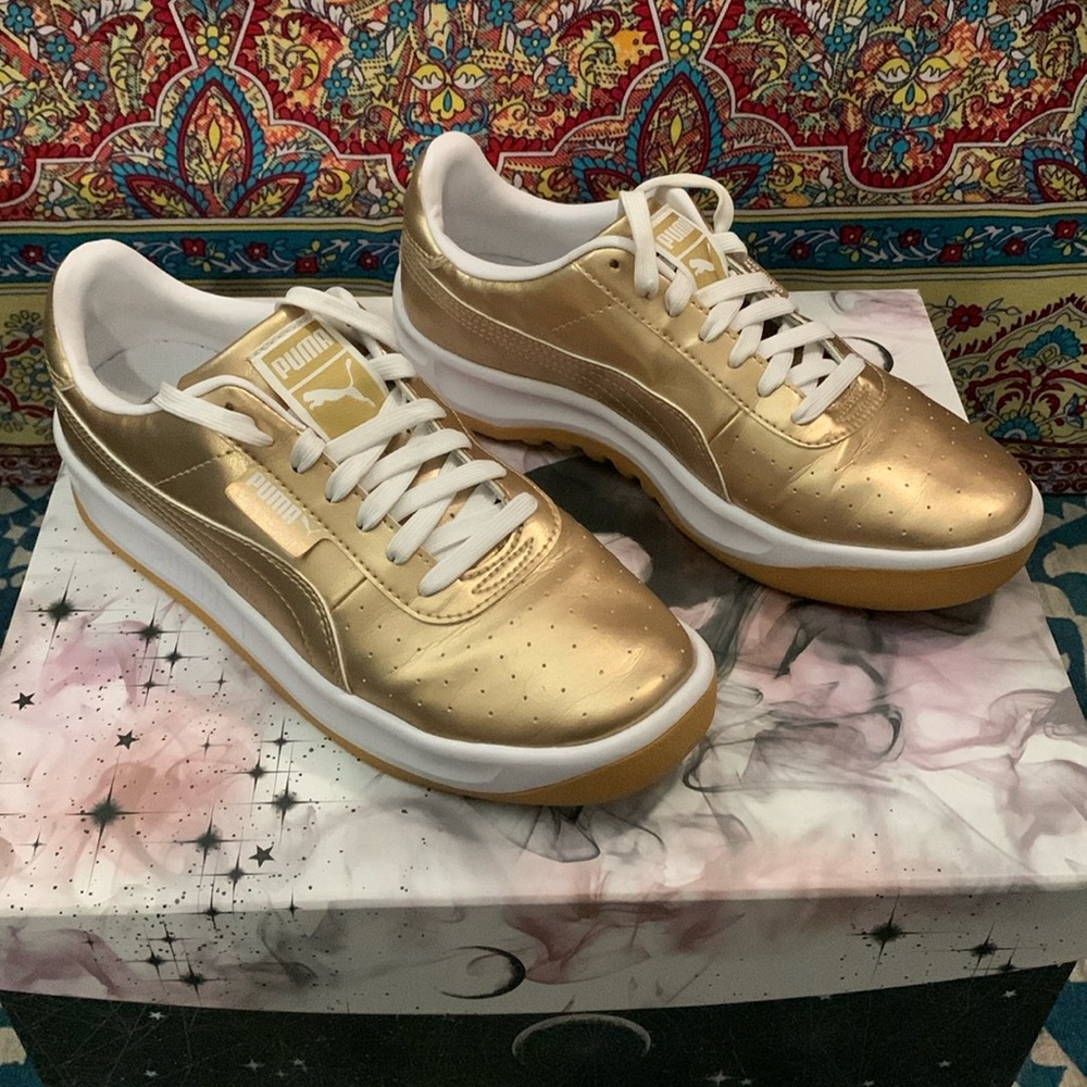 Unique Metallic Gold Puma Sneakers, Women’s Size 8, Youth 6, Excellent Condition